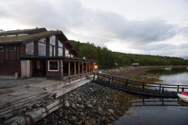 纪念｜郭川船长离开我们一年了，为什么我们这个时代需要他