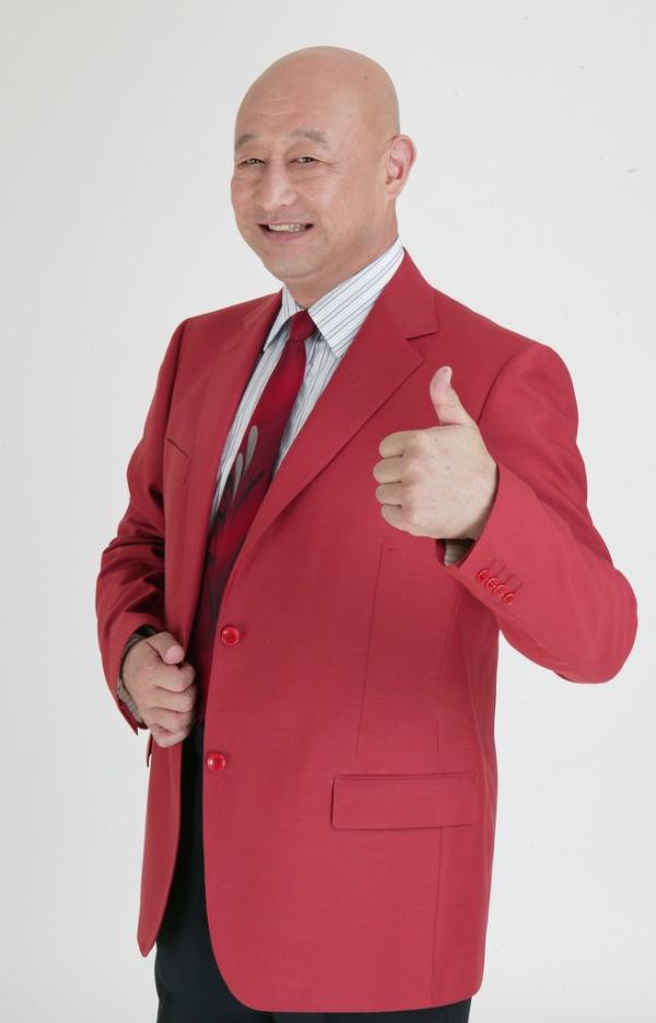 相声演员陈寒柏辱骂北京足球，网友要求铁路文工团将其开除