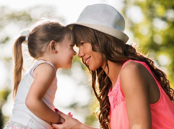 孩子也许并不像看上去的那么开朗，如何关注孩子的情绪