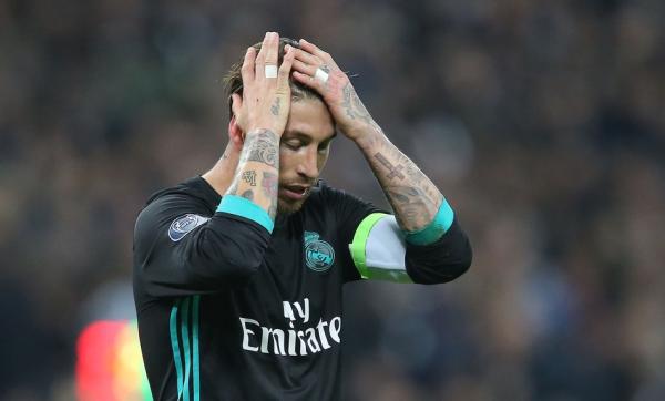 看着皇马替补席的少年，这都是和巴萨怄气的冲动消费啊