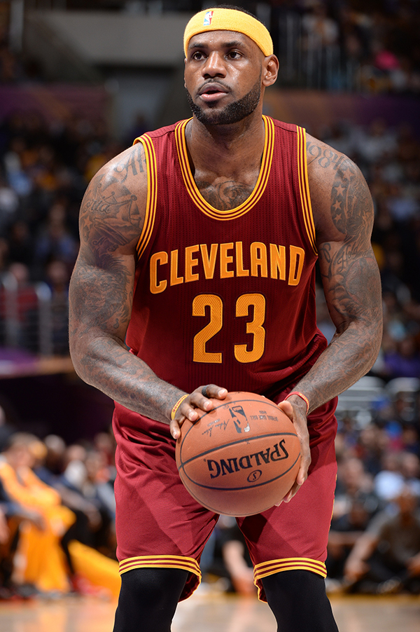 张佳玮｜真急了！又不是81分，勒布朗的57分为何如此稀罕