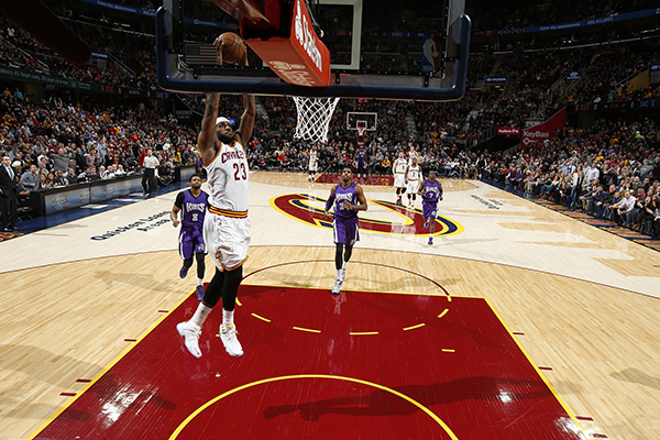 张佳玮｜真急了！又不是81分，勒布朗的57分为何如此稀罕