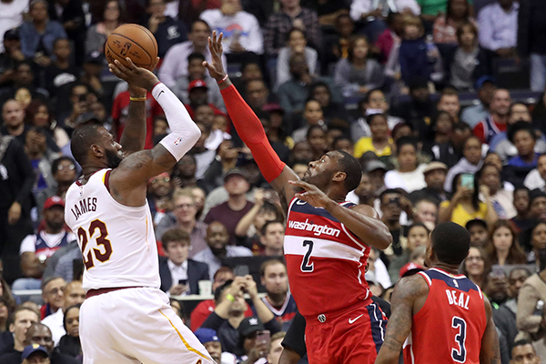 张佳玮｜真急了！又不是81分，勒布朗的57分为何如此稀罕