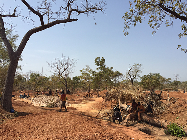 与游牧民族同住是什么感受？跟随作家莫里森深入摩洛哥山地