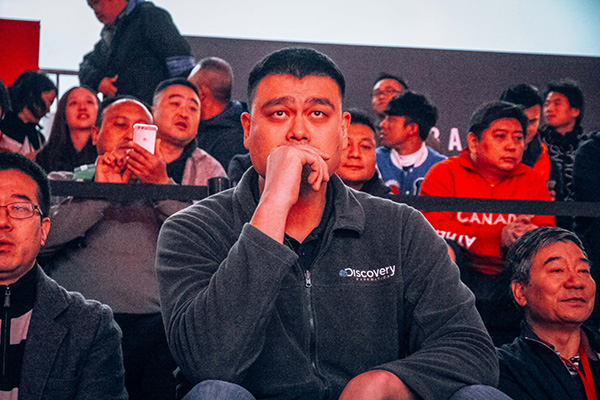 你喜欢“街头斗牛”三对三吗，姚主席准备了一支草根国家队