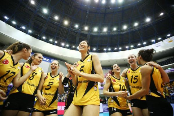 反超金软景！朱婷赛季收入超千万元，年薪列女排世界第一