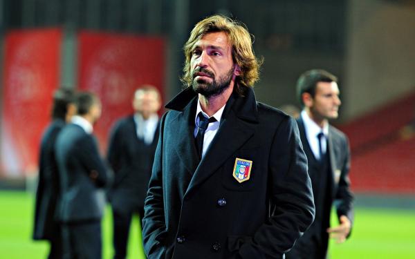 皮尔洛正式宣布退役！22年了，他为足球谱写了后腰的艺术