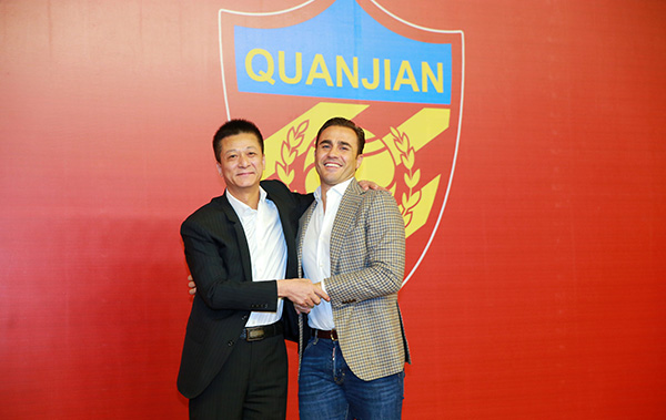 披露卡纳瓦罗出走权健始末，老板束昱辉有话要说