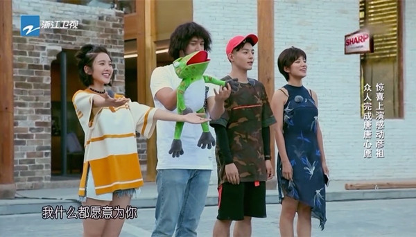 看吴彦祖冯德伦“盖房”，不如看他俩唠嗑