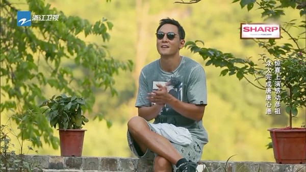 看吴彦祖冯德伦“盖房”，不如看他俩唠嗑