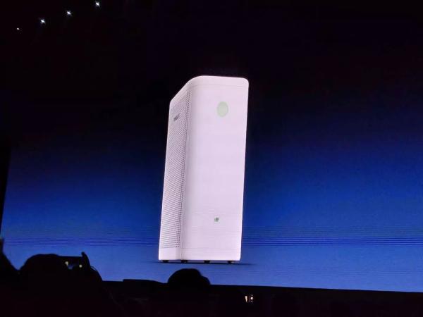 罗永浩谈锤子起死回生这一年：算是坐上了牌桌，但还属于新秀