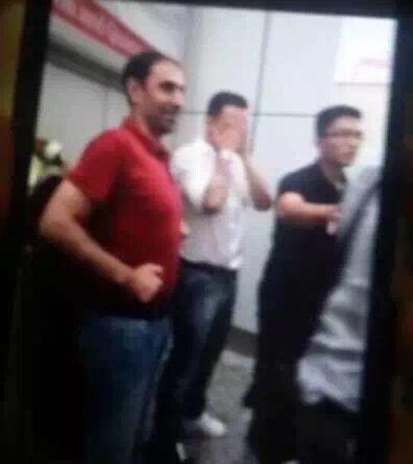 我们点了首《爱情买卖》，送给“二进宫”恒大的卡纳瓦罗