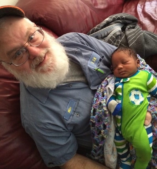 时光易逝，多拍点祖孙在一起的美好合影