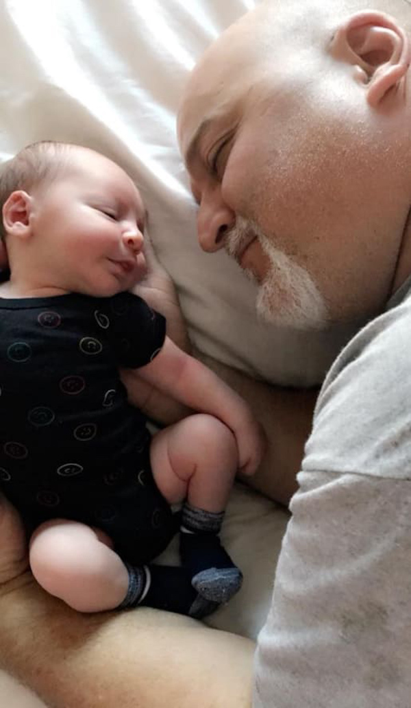 时光易逝，多拍点祖孙在一起的美好合影