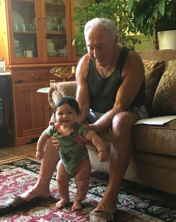 时光易逝，多拍点祖孙在一起的美好合影