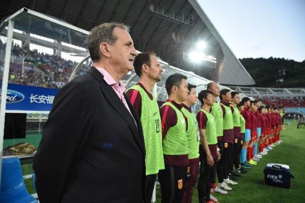 12年换9任主帅！布鲁诺下课，冰岛人约埃尔松执教中国女足