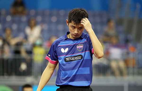 在伤病和失利中不断挣扎，张继科正在纠结坚持还是退役