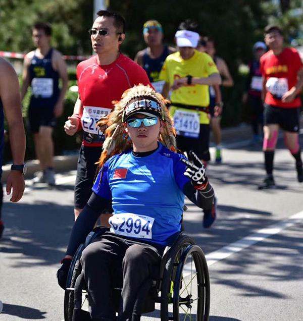 特写｜一个人的轮椅马拉松：我们残障人士，也有奔跑本能