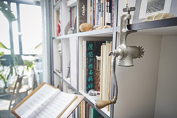 旅行的真谛是买买买？设计师王杨跟我们分享了她的恋物清单