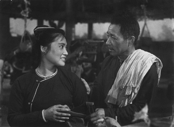 38年前，有一位艺术家临终写下“我是演员”