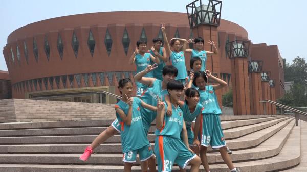 独家｜回访留守儿童篮球队：只希望篮球能给她们一条出路