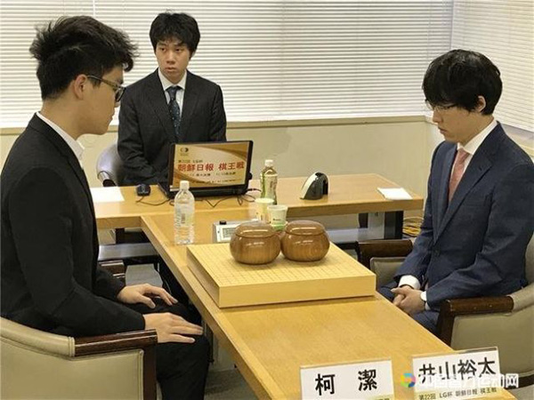 “我根本就不适合下围棋”！柯洁郁闷了，是谁把他逼到这份上