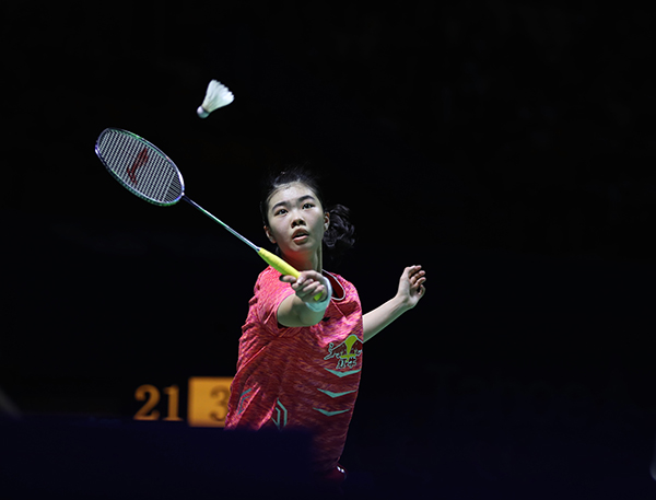 19岁小将横扫奥运冠亚军，“翻版李雪芮”会是女羽的希望吗