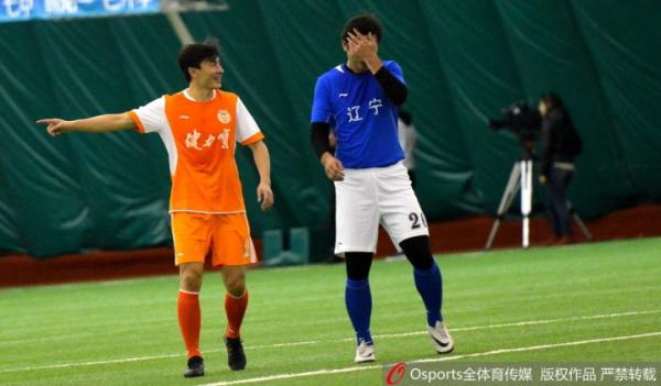 24年零2天，当年的健力宝队重聚了，连穿的都是过去的号码