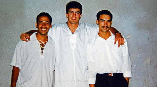 摩洛哥奇遇记：一件长袍、一次婚礼还是一场骗局？