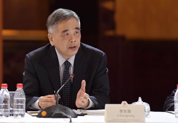 李东荣谈现金贷监管：要按照所有金融活动都要获取准入的原则