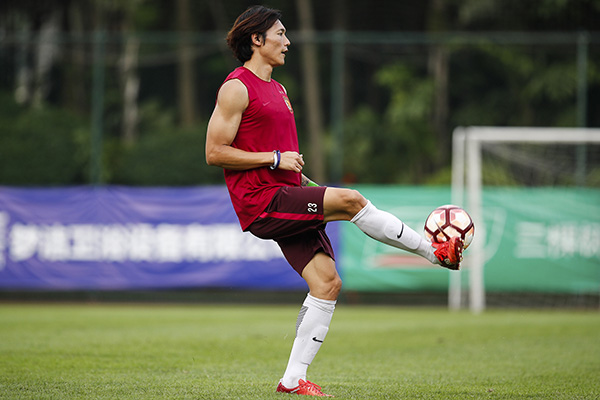 亚洲外援集体“逃离中超”，足协新政不给亚冠球队搞特殊