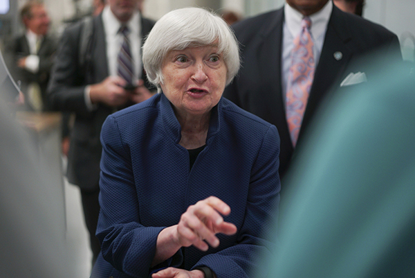 美联储主席耶伦决定“裸辞”后警告：通胀率太低很危险