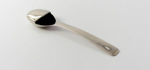 这些奇怪的设计，让你重温小时候有过的无力和挫败感