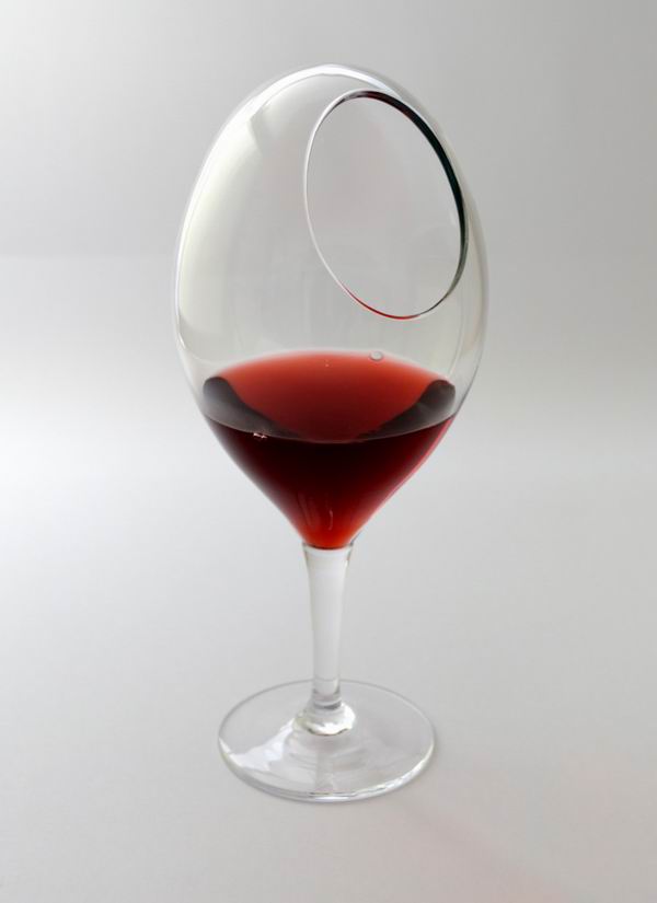 这些奇怪的设计，让你重温小时候有过的无力和挫败感