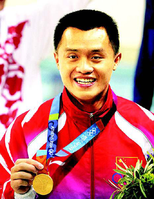 退役运动员创业多艰辛：网上搜“如何夸人”，穿国家队服卖鱼