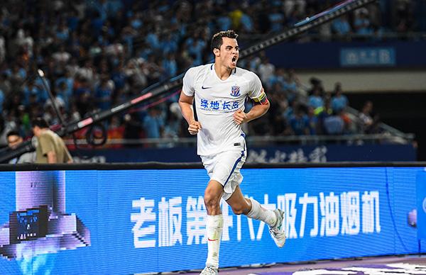 申花宣布与队长莫雷诺续约！6个赛季他已成上海足球传奇