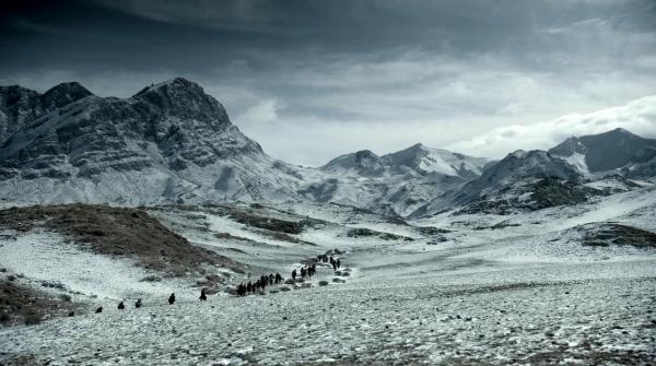 《海上牧云记》是美的，也是虚的