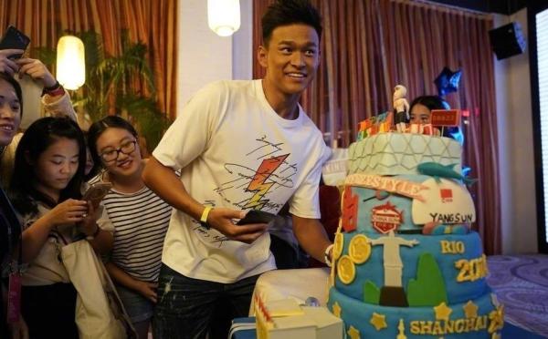 “大白杨”变“大黑杨”！为了东京奥运，孙杨这是练得有多狠