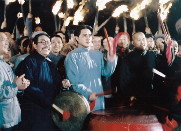 品味经典｜这是党最初的模样，聊聊电影《开天辟地》