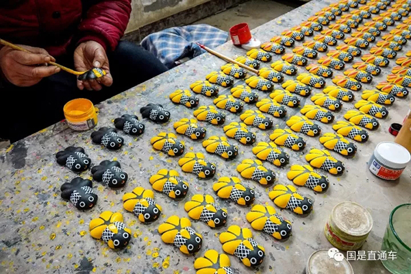 日本跟风减税，全球性减税浪潮下中国怎么办？