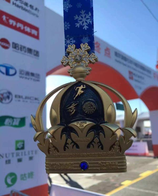 为一款马拉松奖牌也是操碎心，他们把百年西泠印社都请来了