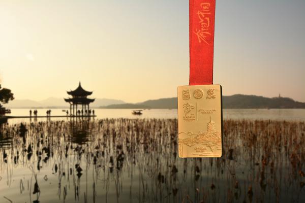 为一款马拉松奖牌也是操碎心，他们把百年西泠印社都请来了