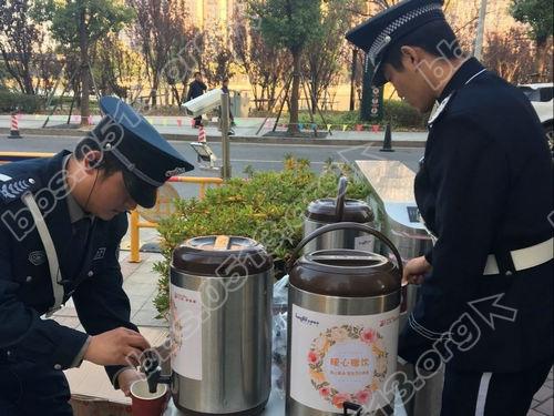 城北村社区：冬日送姜茶  暖胃更暖心5.jpg