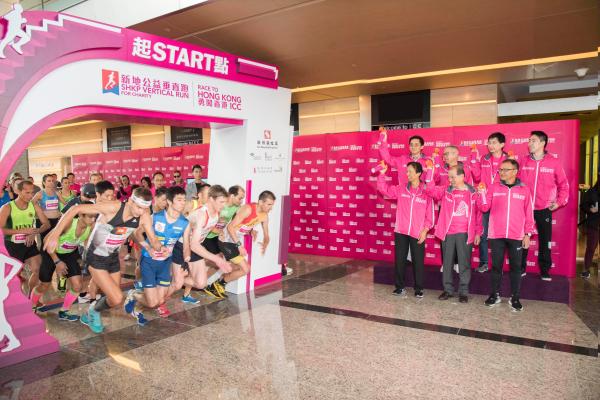 爬楼梯也有马拉松，如此“虐心”赛事为何征服中国跑友