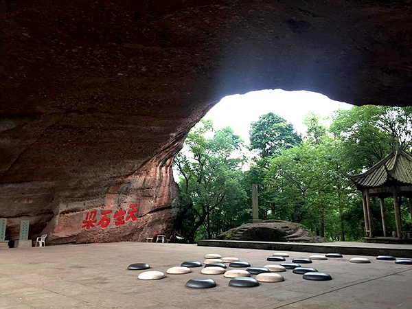 蒲松龄笔下的妖怪肆虐之城，围棋顶尖高手也前来朝拜