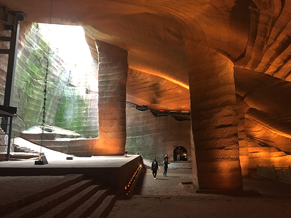 蒲松龄笔下的妖怪肆虐之城，围棋顶尖高手也前来朝拜