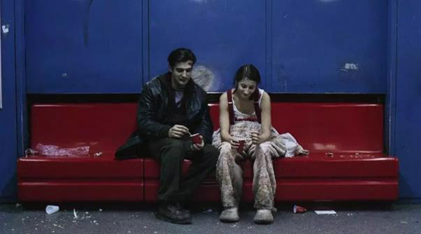 睡不着｜与地铁赛跑的人