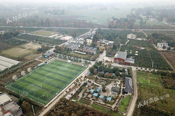 从后进村到足球第一村：一年248场联赛、优秀苗子赴德踢球