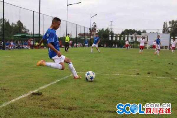 从后进村到足球第一村：一年248场联赛、优秀苗子赴德踢球
