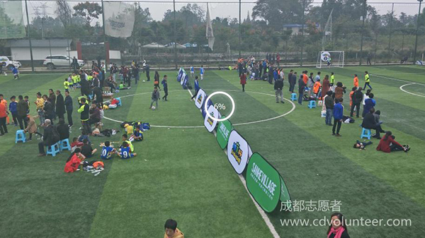 从后进村到足球第一村：一年248场联赛、优秀苗子赴德踢球